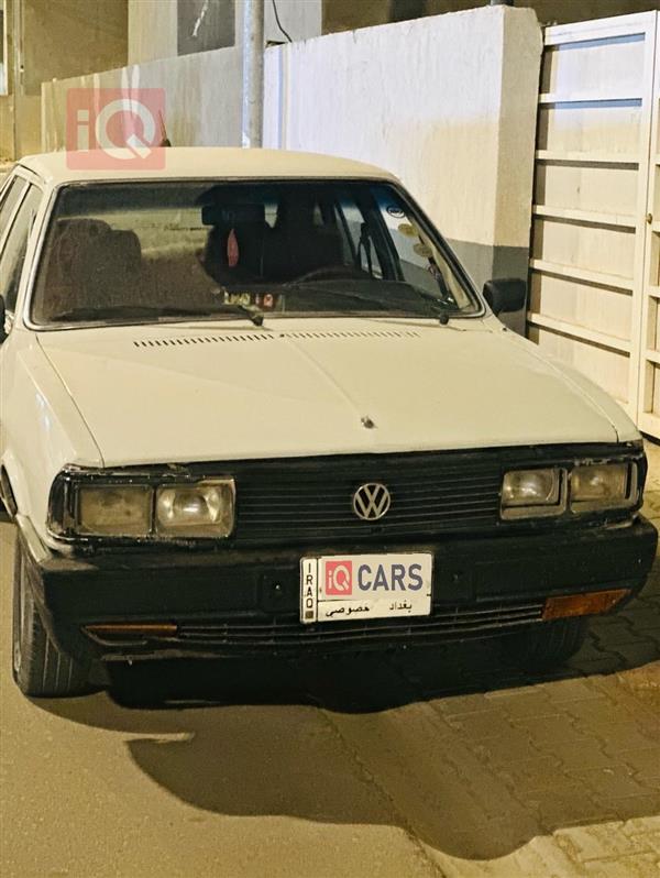 فولكسفاغن باسات 1984 للبيع في العراق - النجف